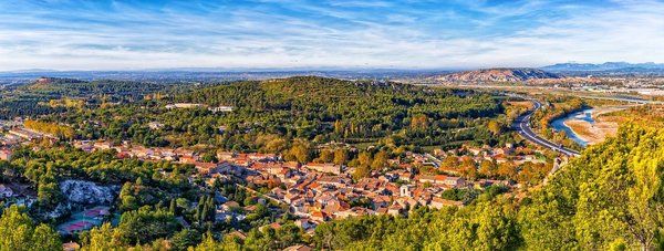 Explorer la région Provence-Alpes-Côte d'Azur avec un budget limité : Campings bon marché dans la région